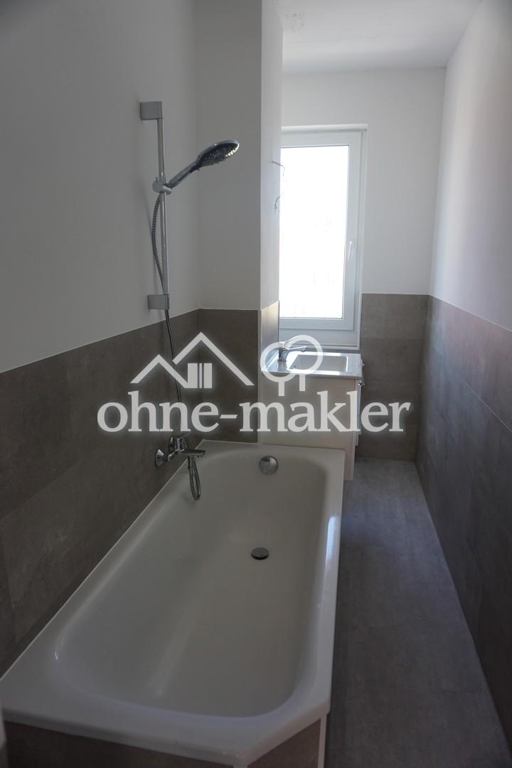 Tolle Wohnung, frisch renoviert, mit Einbauküche - Foto 4