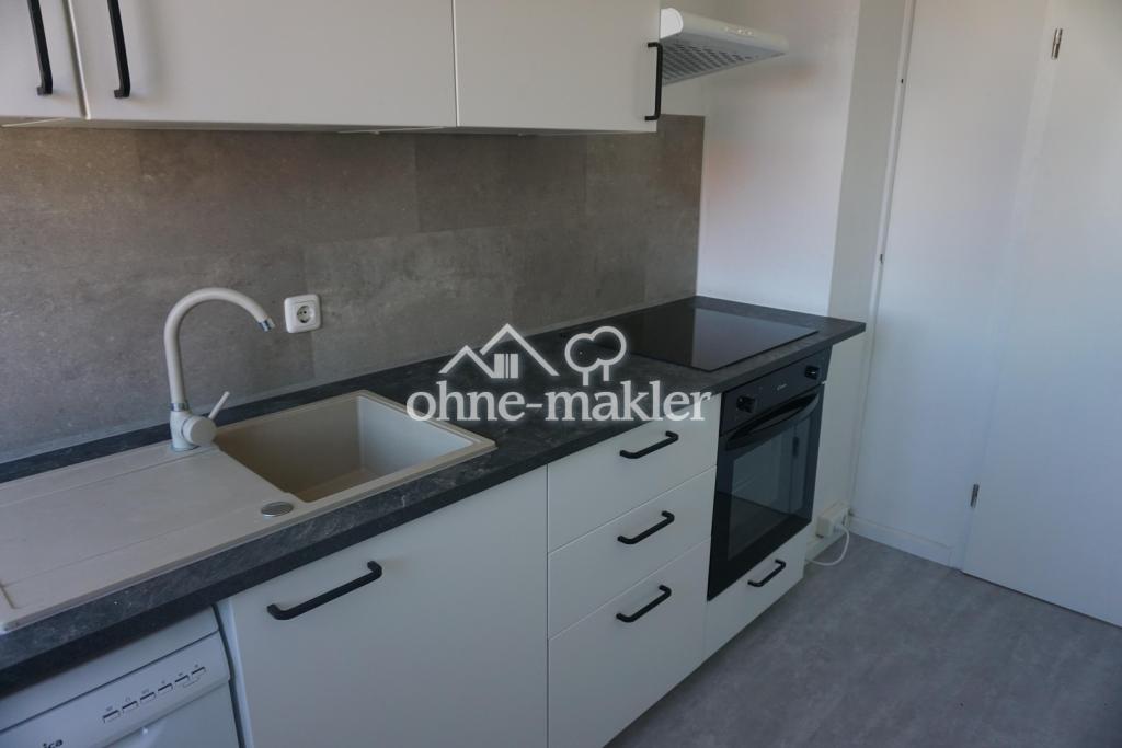 Tolle Wohnung, frisch renoviert, mit Einbauküche - Foto 2