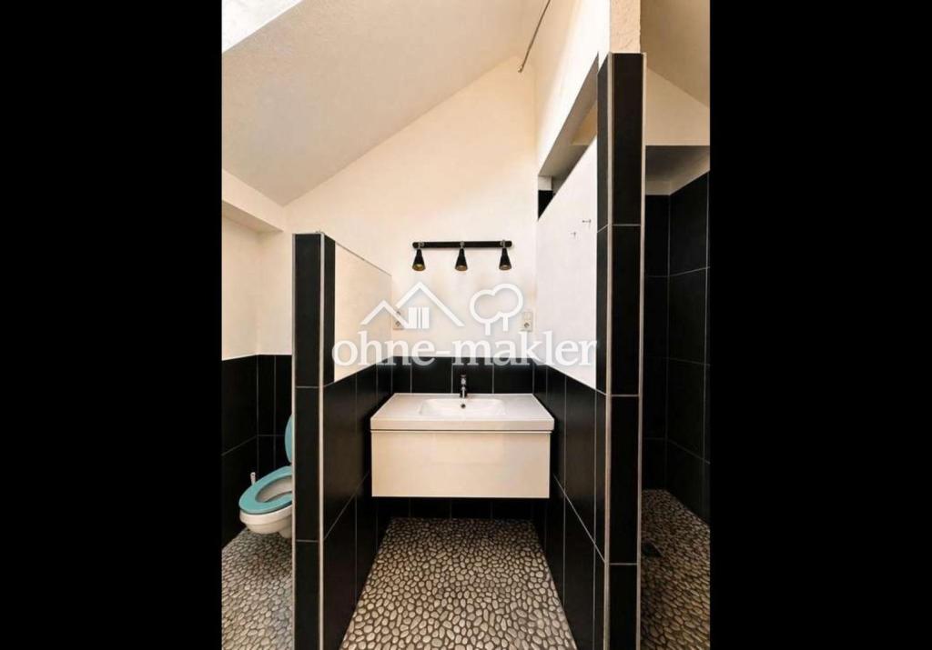 Attraktive, helle Maisonette-Wohnung mit Terrasse und Weitblick - Photo 3