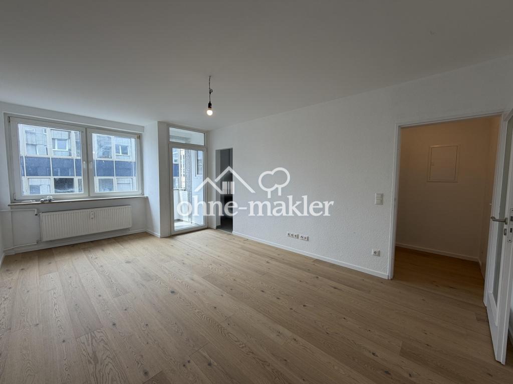 Renovierte 1-Zimmer Wohnung mit Küche und Balkon in der Innenstadt - Photo 1