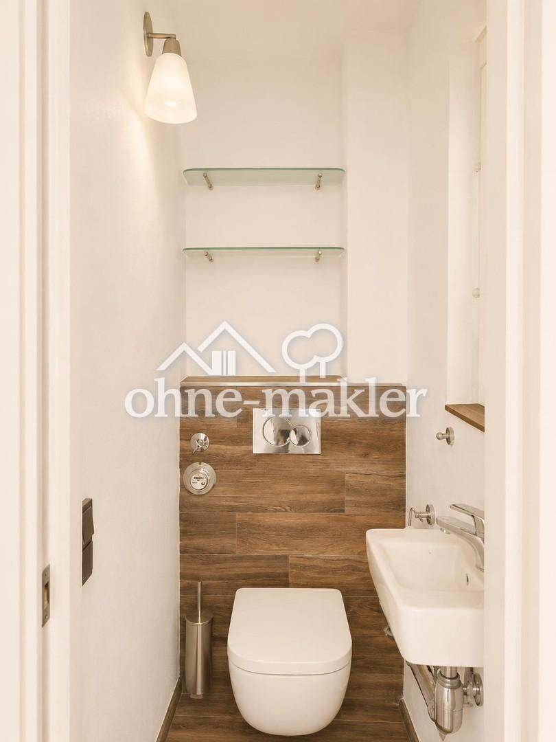 1 von 4 WG-Zimmern in renovierter Altbauwohnung - alles inklusive - zentrale Lage - City - Photo 2