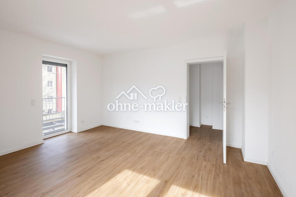 Erstbezug nach Kernsanierung: Helle 3-Zimmer-Wohnung in Mehrfamilienhaus (2.OG) - Foto 1