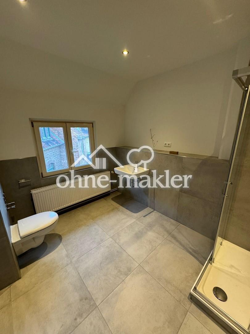 Frisch sanierte 2-Zimmer Wohnung mit Einbauküche - ab sofort - Photo 3