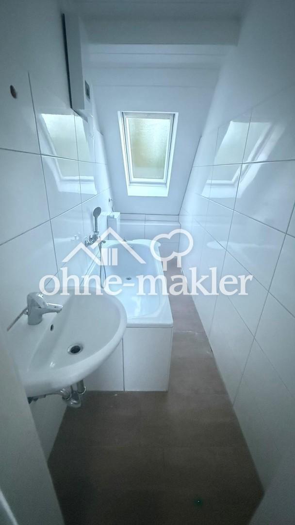 Schöne 3-Zimmer Dachgeschoss Wohnung in Dortmund Innenstadt - Photo 2