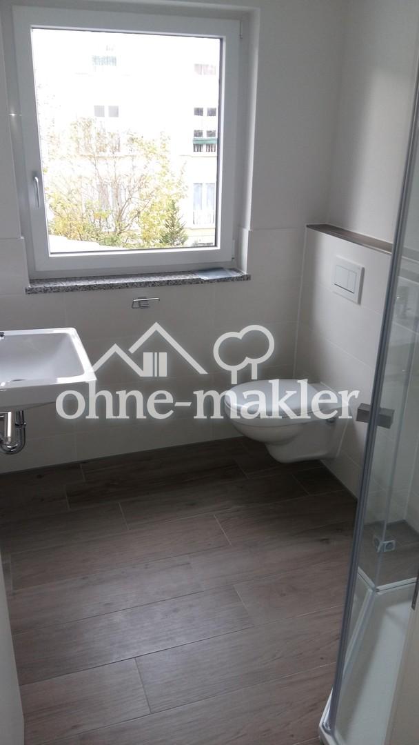 Moderne Doppelhaushälfte in zentraler Lage von Buchloe – KfW 55, Garten, Terrasse mit Freisitz! - Photo 4