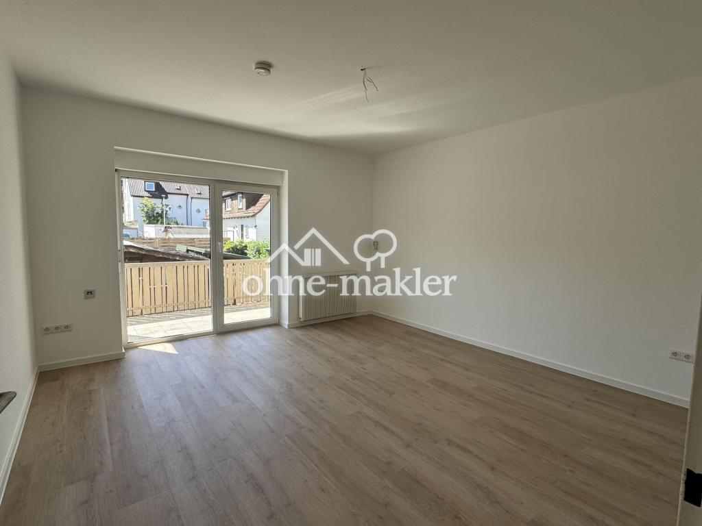 Eigener Garten! Wunderschöne, lichtdurchflutete 2-Zimmer-Wohnung mit Garten, Balkon und Stellplatz - Photo 2