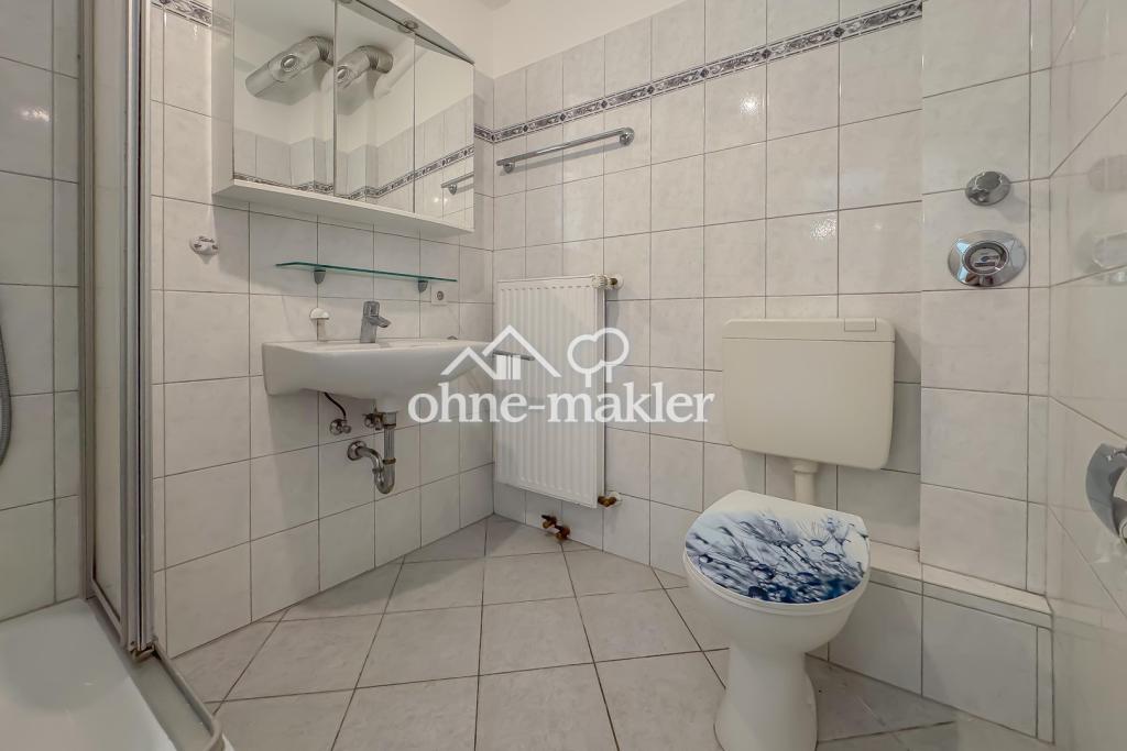 2,5 ZIMMER – HOCHPARTERRE – FRISCH RENOVIERT – AB 01.09. FREI - Photo 3