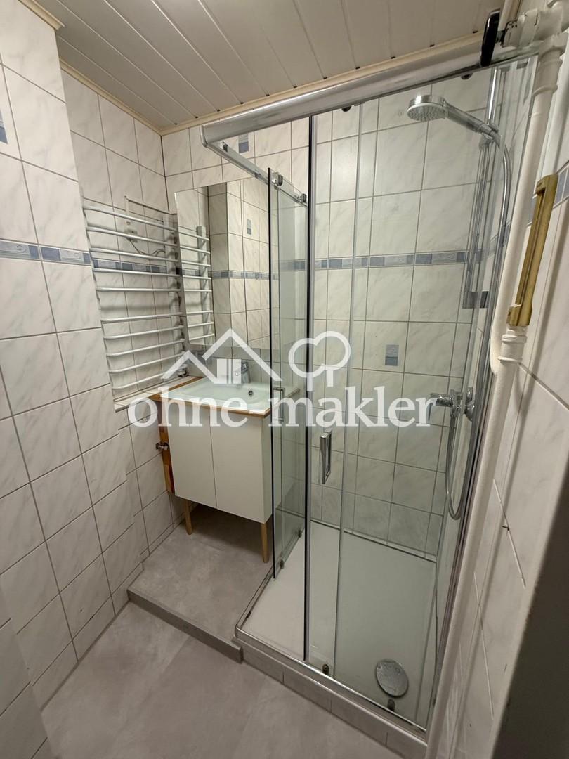 Erstbezug: Klimatisierte 2-Zimmer-Wohnung mit neuer Einbauküche & Panoramablick - Photo 5