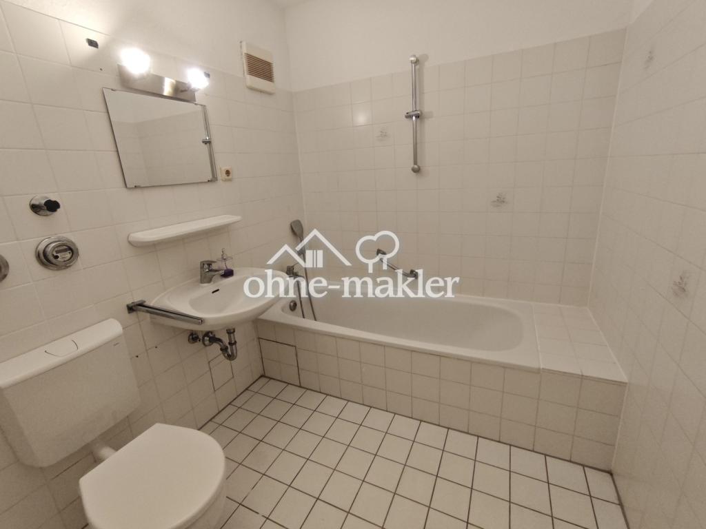 Frisch renoviert: Helle Wohnung mit großem, sonnigen Balkon - Photo 3