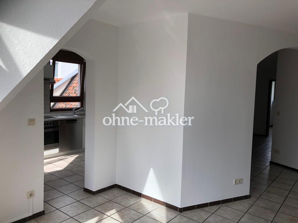 3.5 Zimmer OG auf grosszügigen 100 qm mit kl. Balkon & Fussbodenheizung - Photo 5