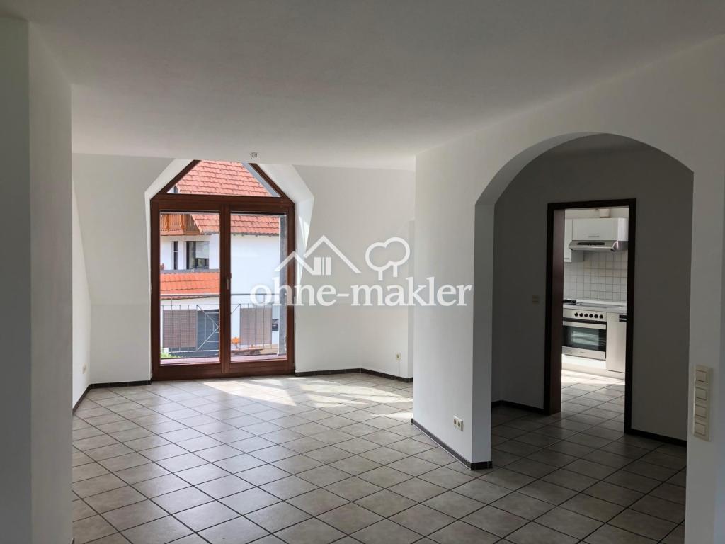 3.5 Zimmer OG auf grosszügigen 100 qm mit kl. Balkon & Fussbodenheizung - Photo 2