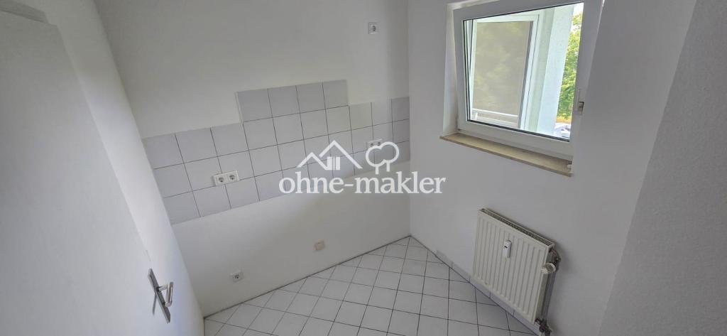 zwei Zimmer Wohnung in Bernau bei Berlin mit Balkon & Tiefgarage frisch renoviert - Photo 3