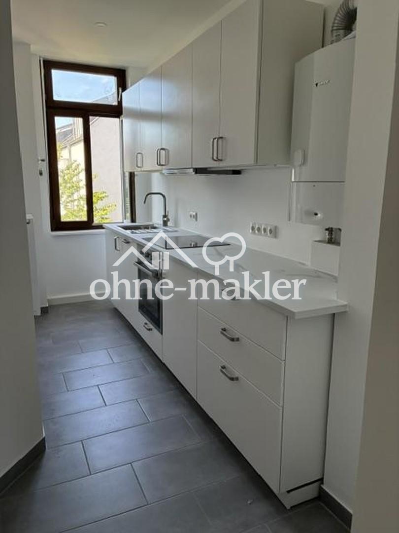 Martinsviertel: Hochwertig sanierte 3-Zi.-Whg - Südbalkon, neue Küche, ruhig gelegen, provisionsfrei - Photo 2