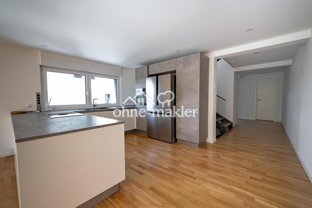 Exklusive Maisonettewohnung mit Haus-im-Haus-Charakter, Garten, Dachloggia, Garage in Pfaffendorf - Photo 3