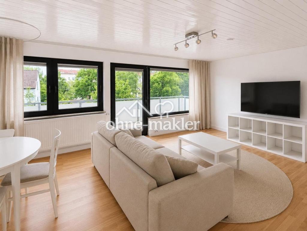 Helle, sanierte 3-Zi DG Wohnung mit Balkon in ruhiger Wohnlage - Photo 2