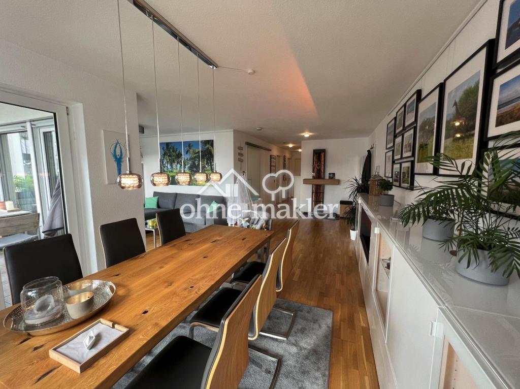 Hochwertige 3,5-Zi.-Wohnung | 2 Bäder | Balkon | TG + Top Anbindung - Photo 4