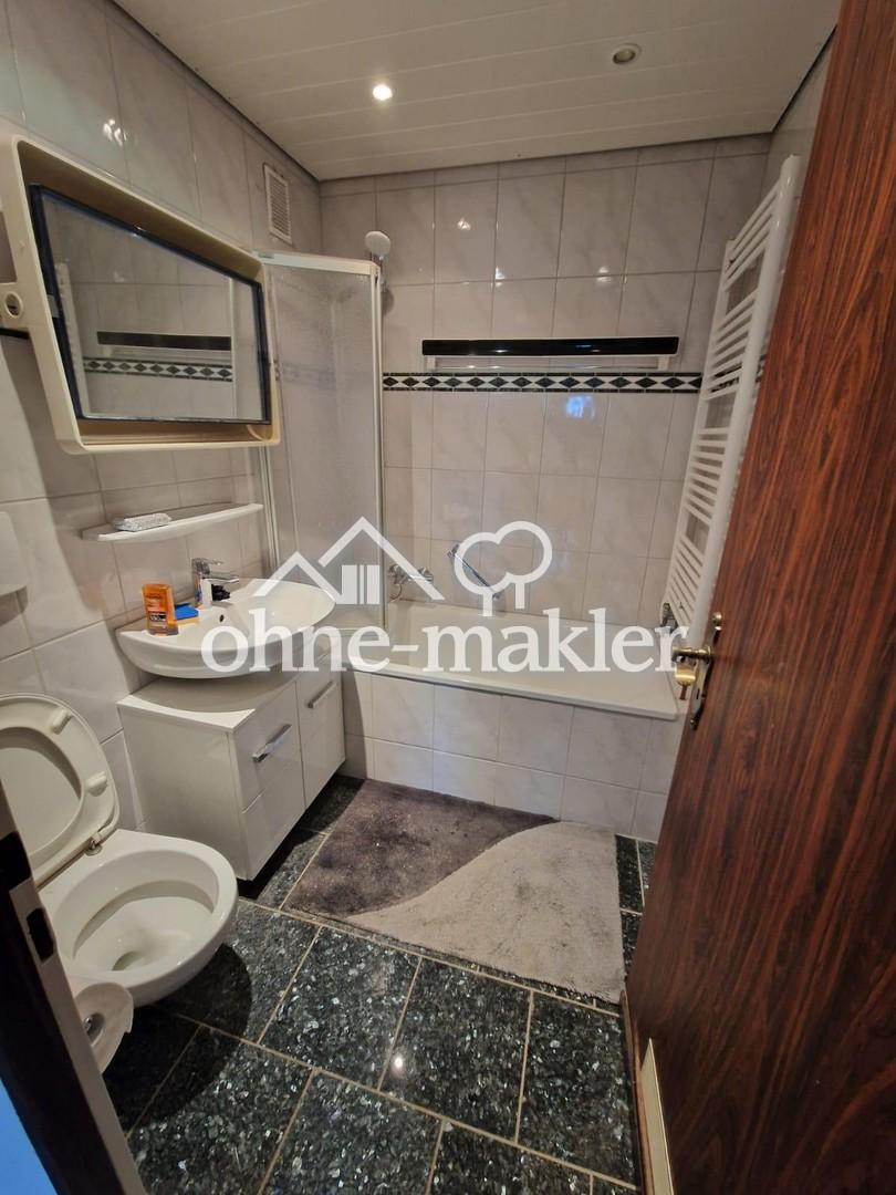 850 € - 63 m² - 2.0 Zi. - EBK - Balkon - mit Frei Parkplatz (2025 Umfassend Renoviert) - Photo 3