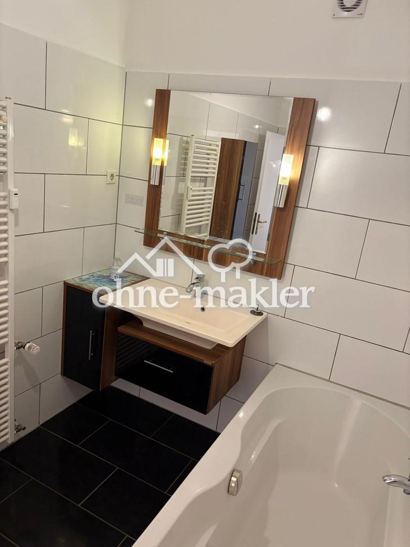 Hochwertig renovierte 2-Zimmer-Wohnung mit Balkon und Garage in Solingen - Photo 5