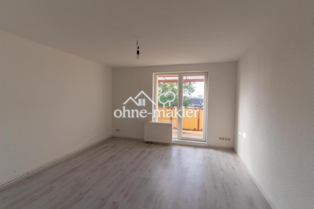 gepflegte 3-Zimmerwohnung mit Balkon, EBK und Stellplatz in Nienburg (Saale) - Foto 1