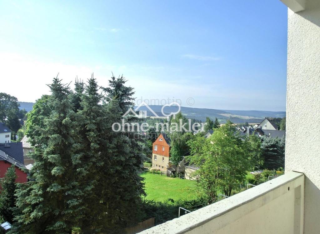 Elterlein: Sonnige 3-Zimmer-Wohnung mit großem Balkon und Einbauküche in ruhiger Neubauanlage - Photo 4