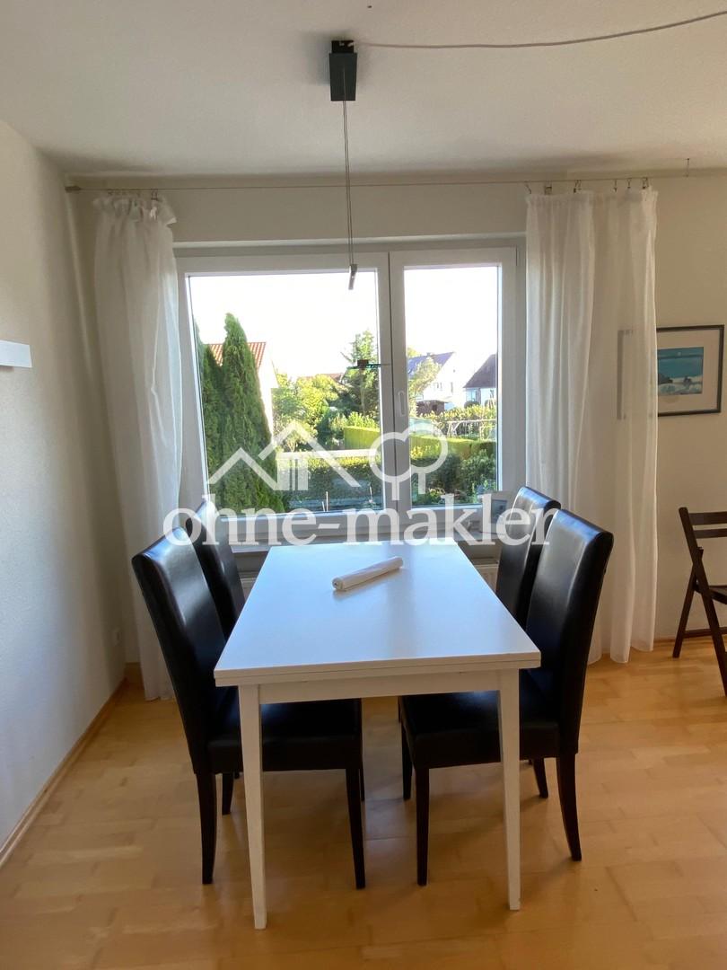 Befristete Vermietung: Möblierte 2,5 Zimmer-Wohnung mit Balkon in Friedrichshafen-Manzell - Photo 2