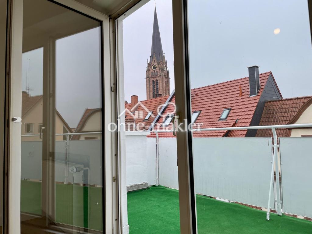 Renovierte 2,5-Raum-Penthouse-Wohnung mit Balkon in Kaiserslautern - Photo 5