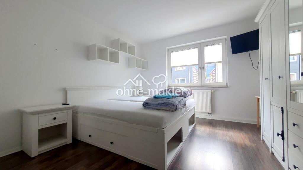 Schöne voll möblierte 2-Zimmer Wohnung mit Balkon im wunderschönen Köln Nippes - Foto 3