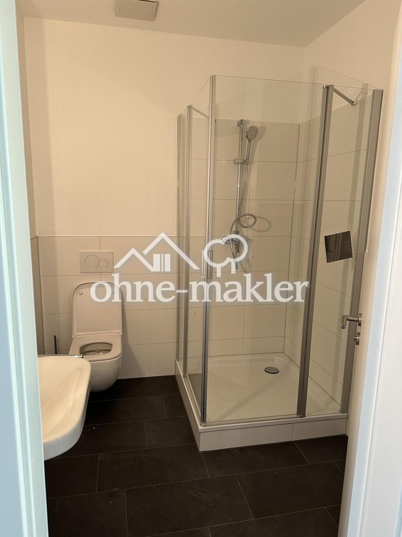 Renovierte 2 - Zimmer Wohnung direkt am Rotkreuzplatz - Photo 3