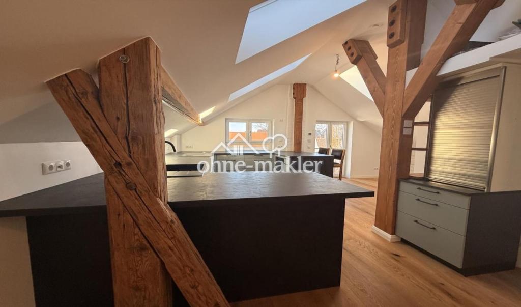 Einzigartiges Altstadt-Juwel in Weilheim mit eigenem Stadtgarten – kernsanierte 6-Zimmer-Maisonette - Photo 1