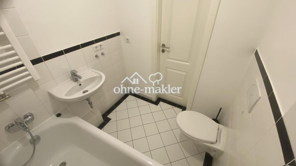 Mitten in Nürnberg eine tolle 3-Zimmer Maisonettewohnung mit Einbauküche - Photo 3