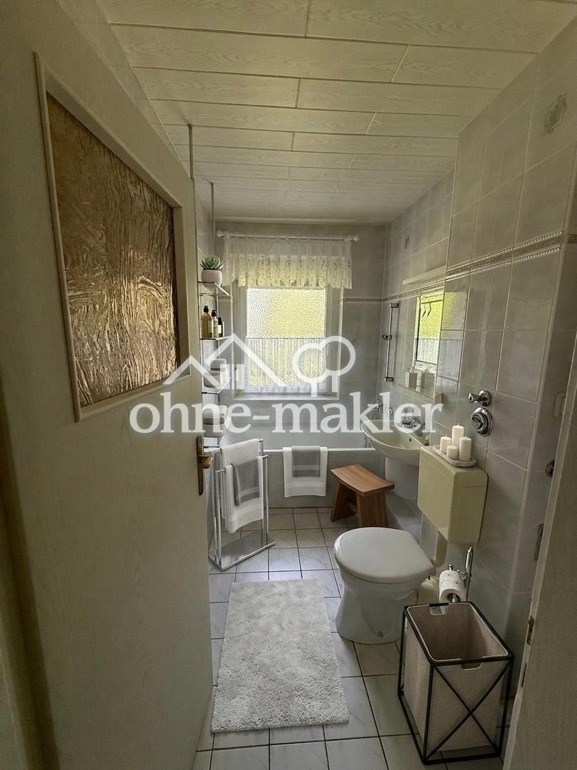 Ruhige, frisch renovierte 3-Zimmer-Wohnung inkl. Einbauküche und Garage - Photo 4