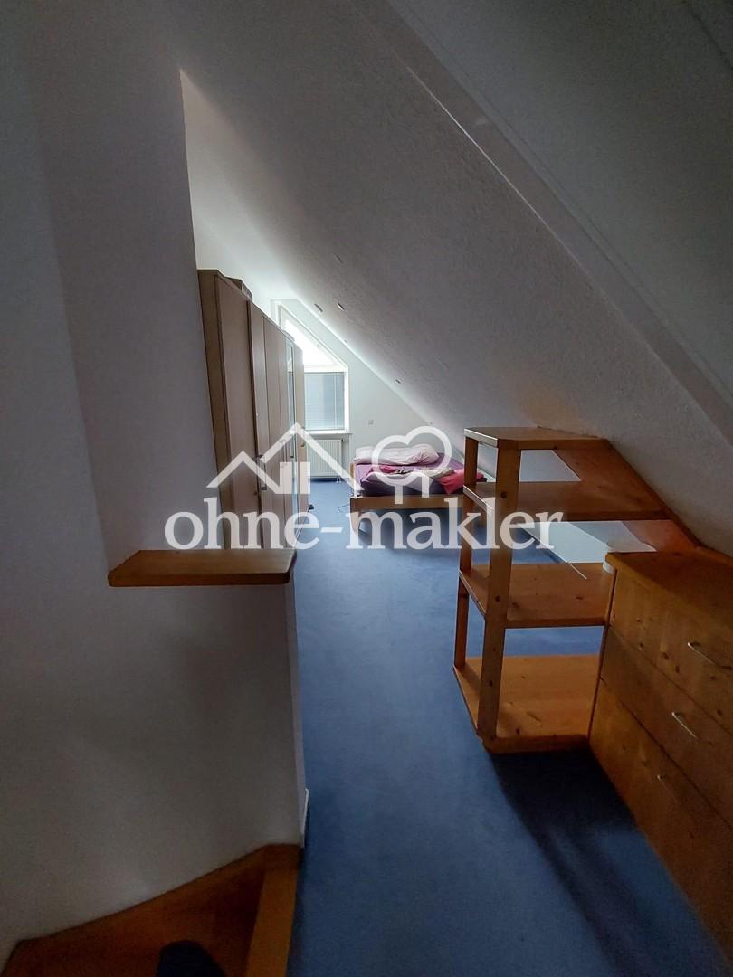Gepflegte 2-Zimmer-Wohnung mit Balkon und Einbauküche in der Innenstadt - Photo 3