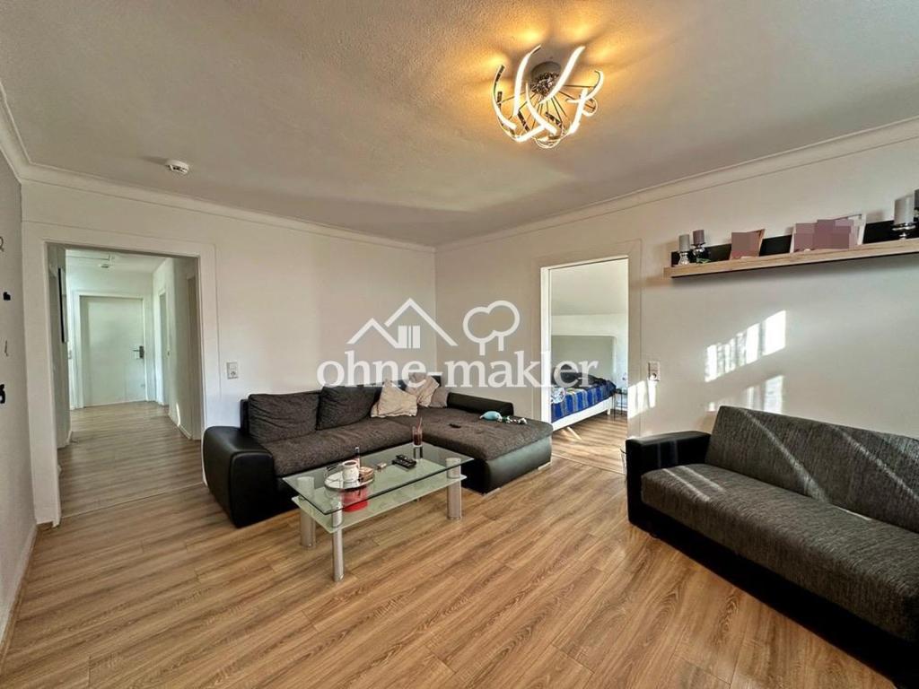 Charmante 5,5 Zimmer Wohnung mit Stellplatz - Foto 2