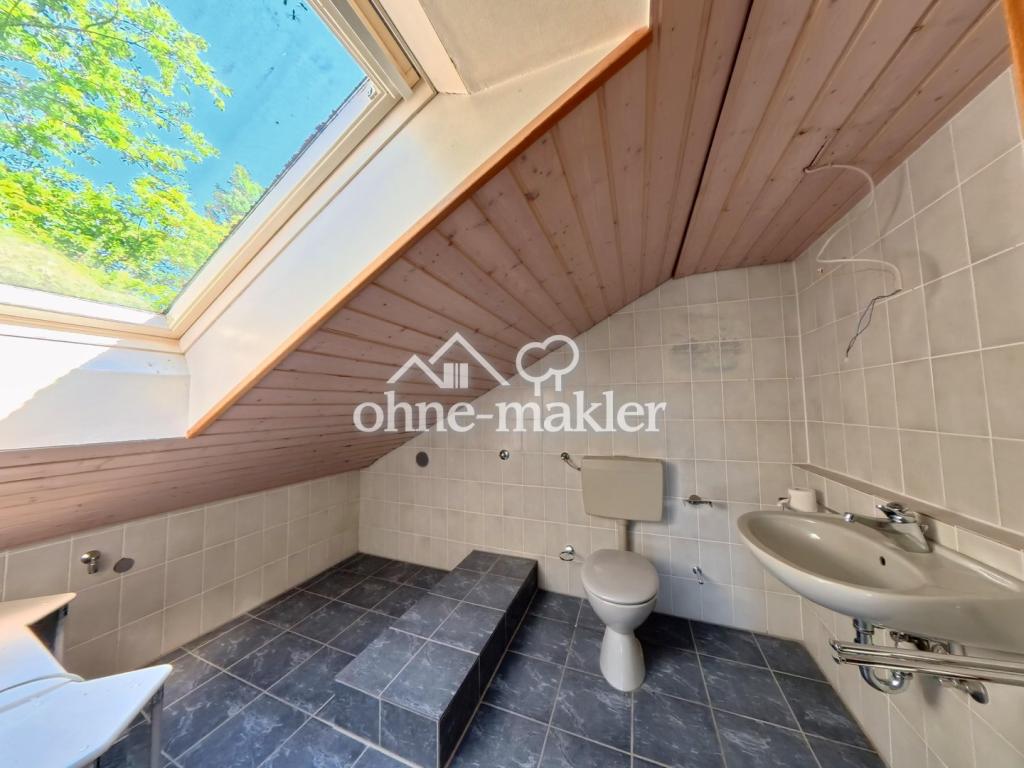 Ab sofort - 3-Zimmer-Maisonette mit Balkon, Fußbodenheizung & 2 Bädern - Photo 3