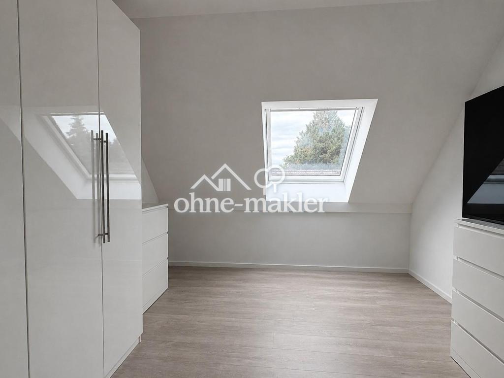 Moderne 4-Zimmer-Dachgeschosswohnung mit Loggia, TG-Stellplatz & Wallbox – Energieklasse A+ - Photo 4