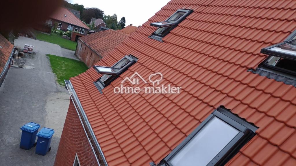 Wohnen mit Hauscharakter – 80 m² DG-Wohnung mit eigenem Eingang & Gestaltungsspielraum - Foto 3
