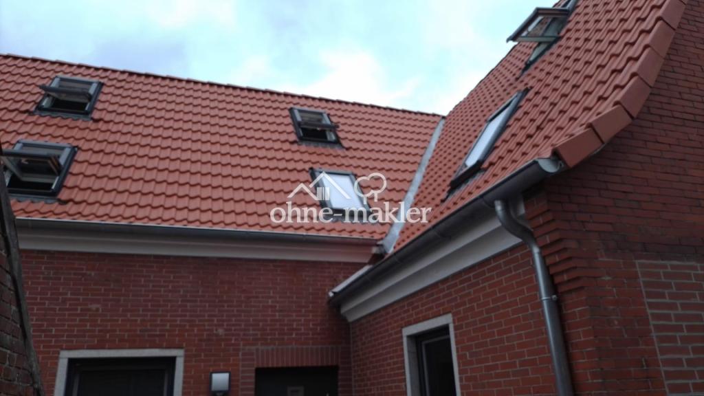 Wohnen mit Hauscharakter – 80 m² DG-Wohnung mit eigenem Eingang & Gestaltungsspielraum - Foto 4