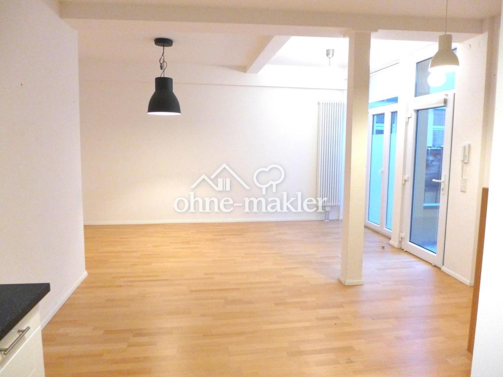 Charmante 2,5 Zimmer Maisonettewohnung mit Terasse und Balkon - Photo 1
