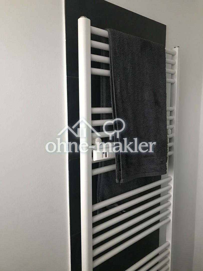 2 Raum , 55 m² , Balkon , topsaniert , Natursteinbad, Küche, Glattputzwände - Photo 3