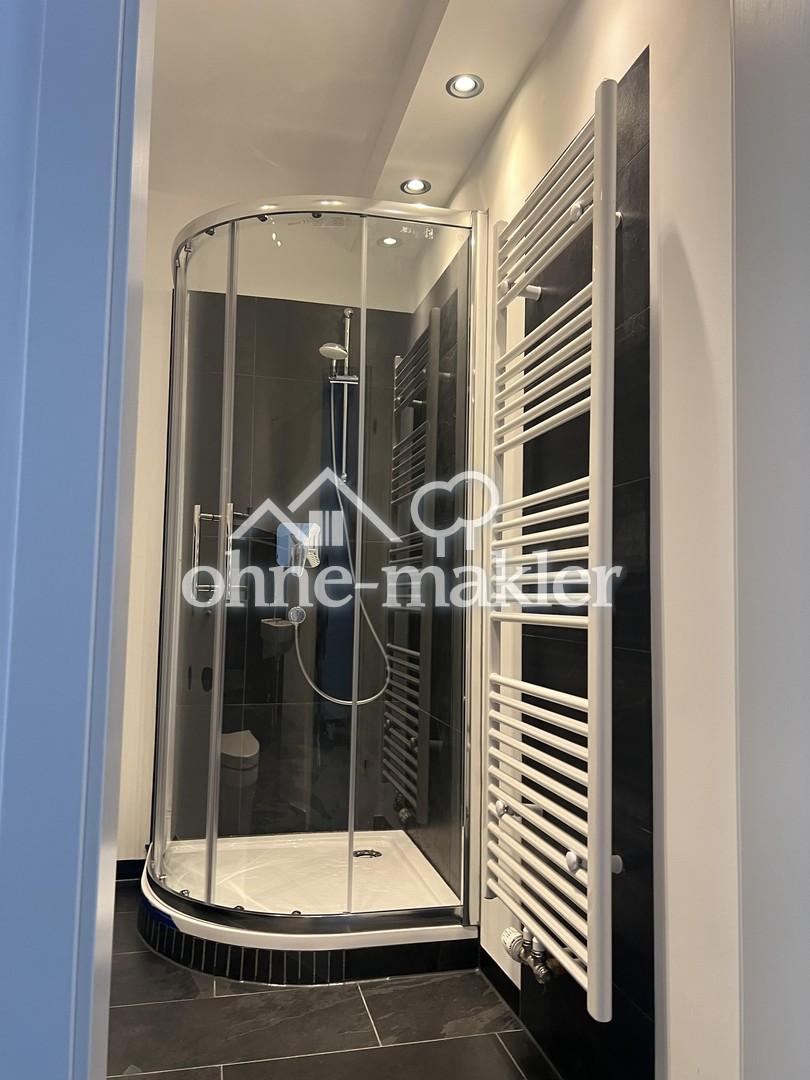 2 Raum , 55 m² , Balkon , topsaniert , Natursteinbad, Küche, Glattputzwände - Photo 2