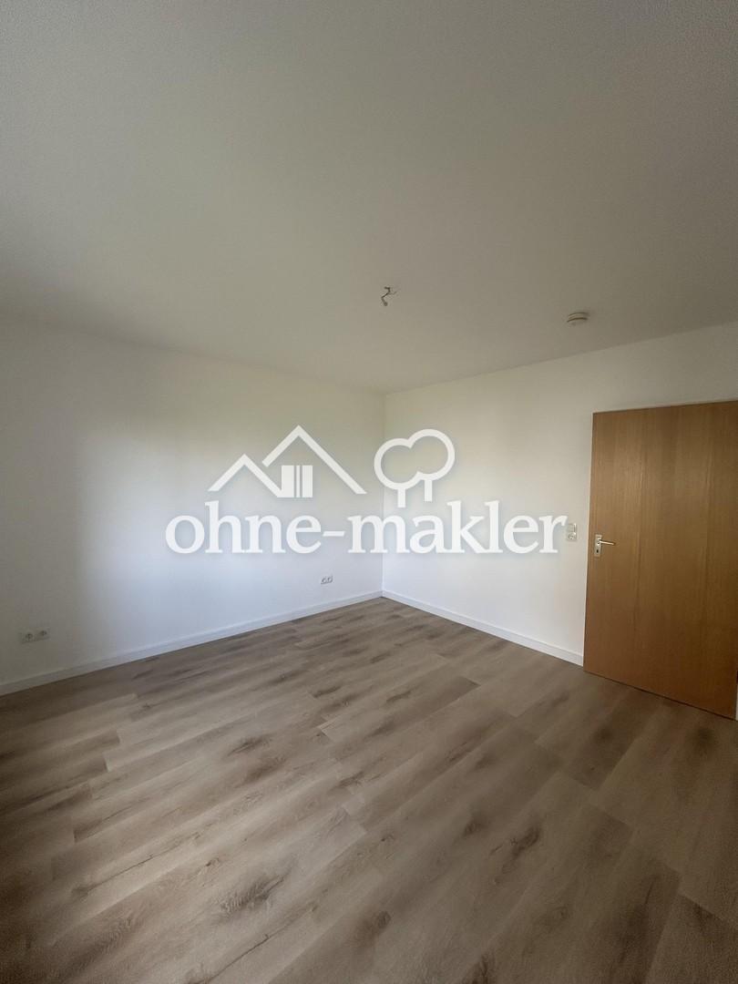 Erstbezug nach Renovierung – schöne 2ZKB-Wohnung mit Stellplatz - Photo 2