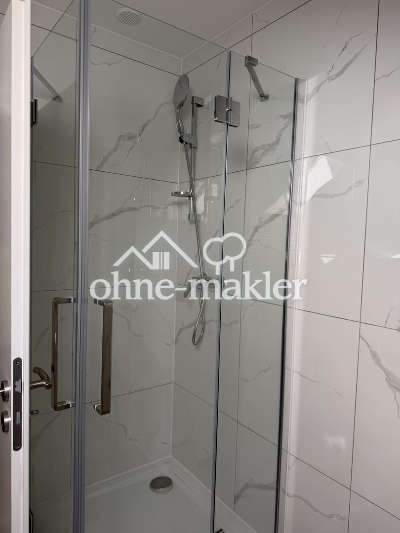 Schöne 2 Zimmer Dachgeschosswohnung - Foto 3