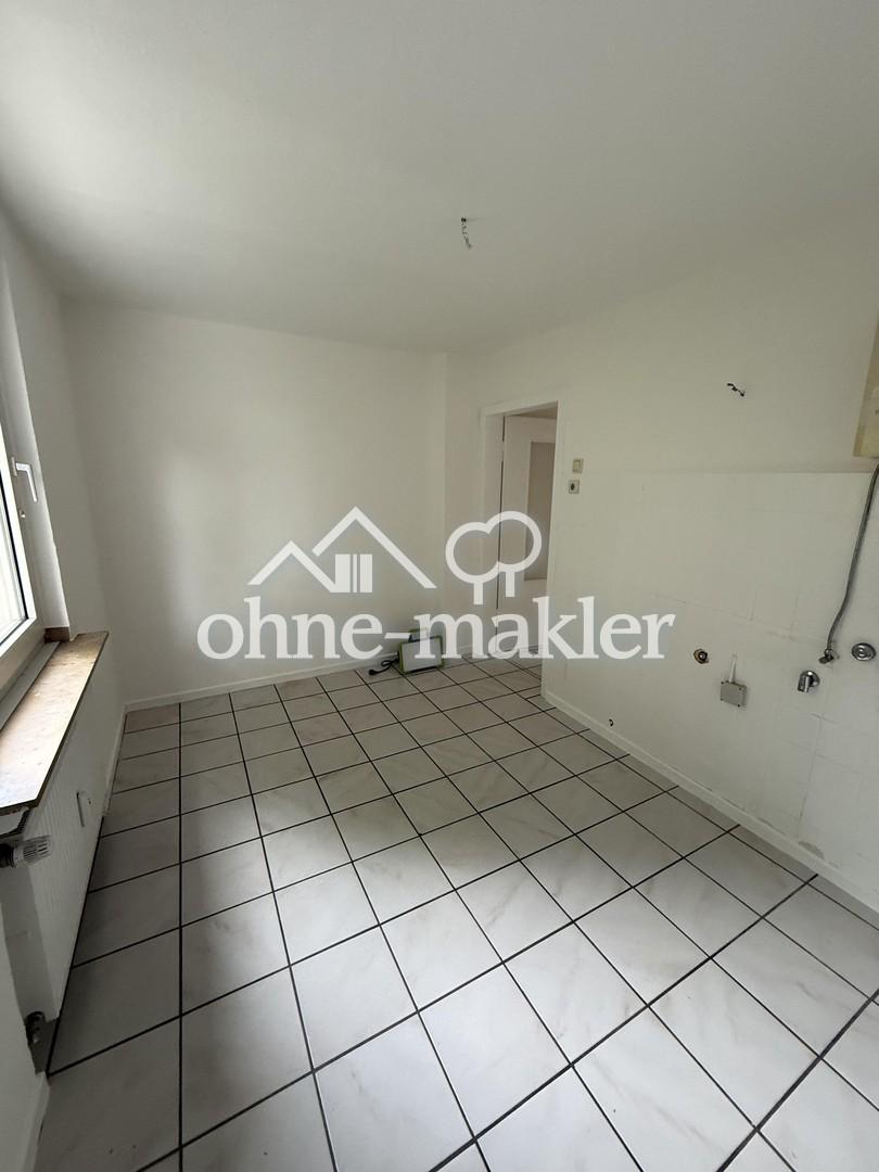 Helle 2-Zimmer-Wohnung im DG mit großem Balkon– nördliche Gartenstadt - Photo 2