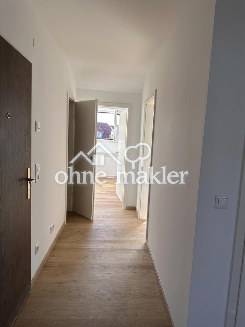 Erstbezug nach Sanierung: Helle 4-Zimmer-Dachgeschosswohnung mit Klimageräten in Köln-Weidenpesch - Photo 4