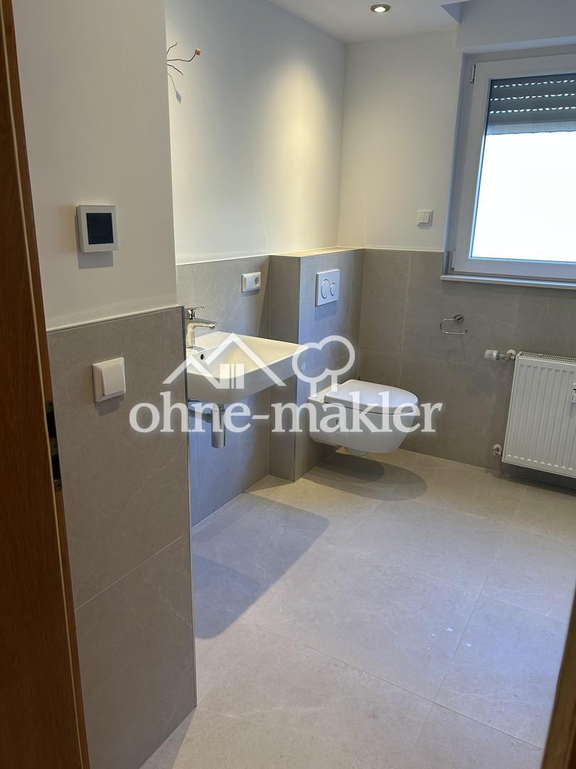 Schöne Wohnung 82m2 mit Südbalkon,neuem Bad, Keller und 1 Parkplatz - Photo 4