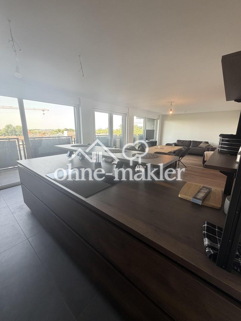 Exklusive teilmöbilierte Wohnung mit Skylineblick - Photo 2