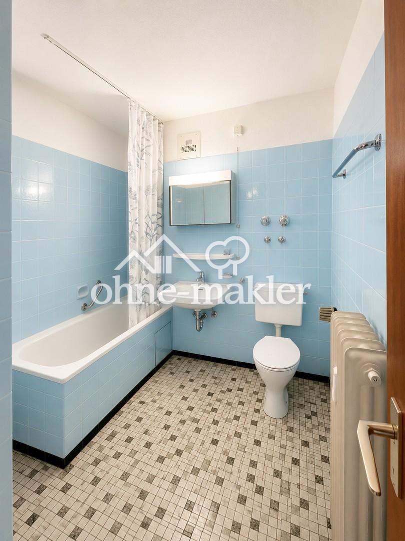 Gemütliche 1,5-Zimmer-Wohnung mit Balkon, Einbauküche & Stellplatz in Bad Teinach-Zavelstein - Photo 3
