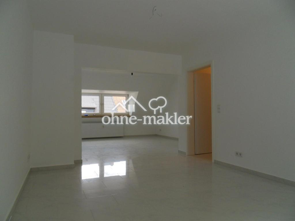 Besondere Dachgeschosswohnung über zwei Etagen mit Süd-West-Dachterrasse,Tageslichtbad mit Fenster - Photo 2