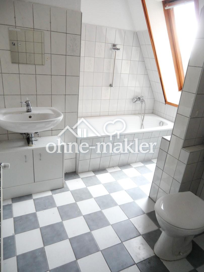 TOP 3 Raum DG WE, super Lage, Tageslichtbad, großer Balkon - Foto 5
