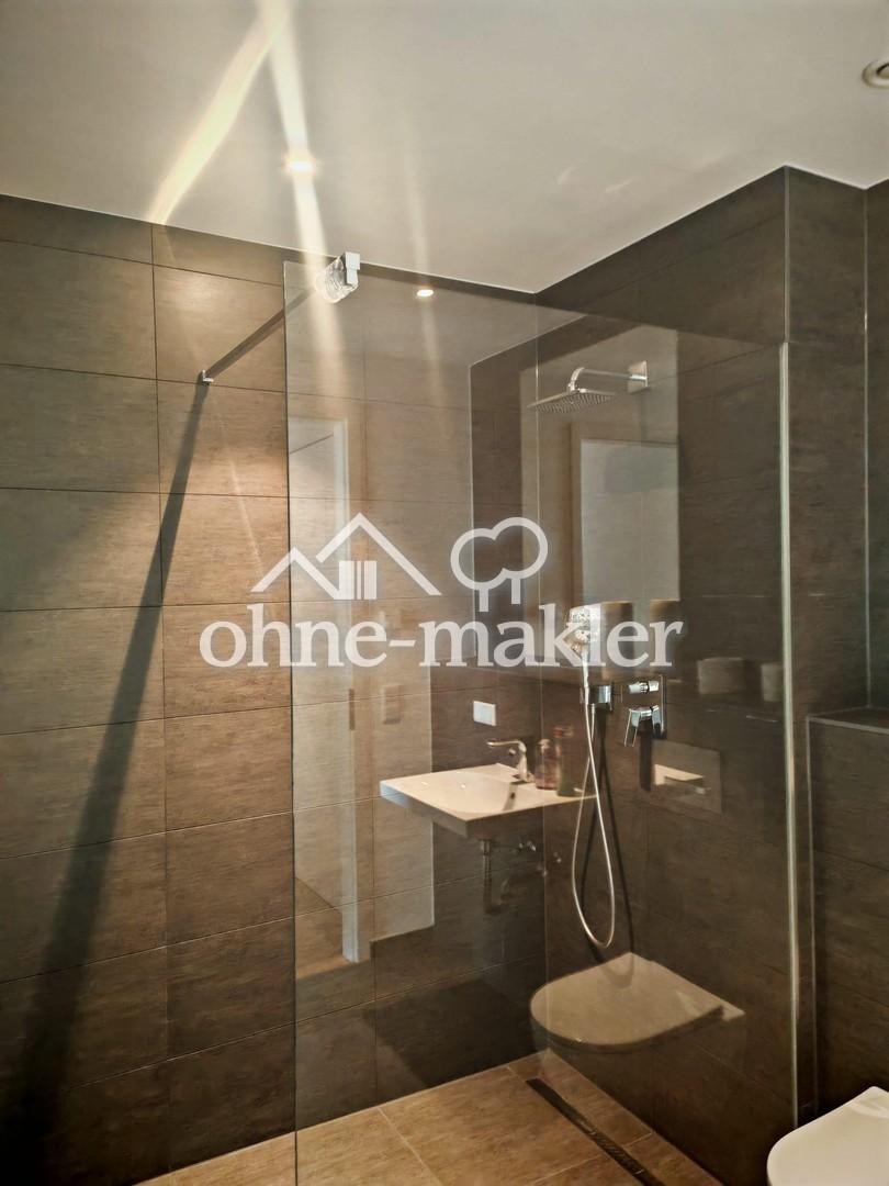 Luxuriöses Wohnen über den Dächern von Frankfurt: Exklusives Apartment im 23. OG des EDEN Tower - Photo 3